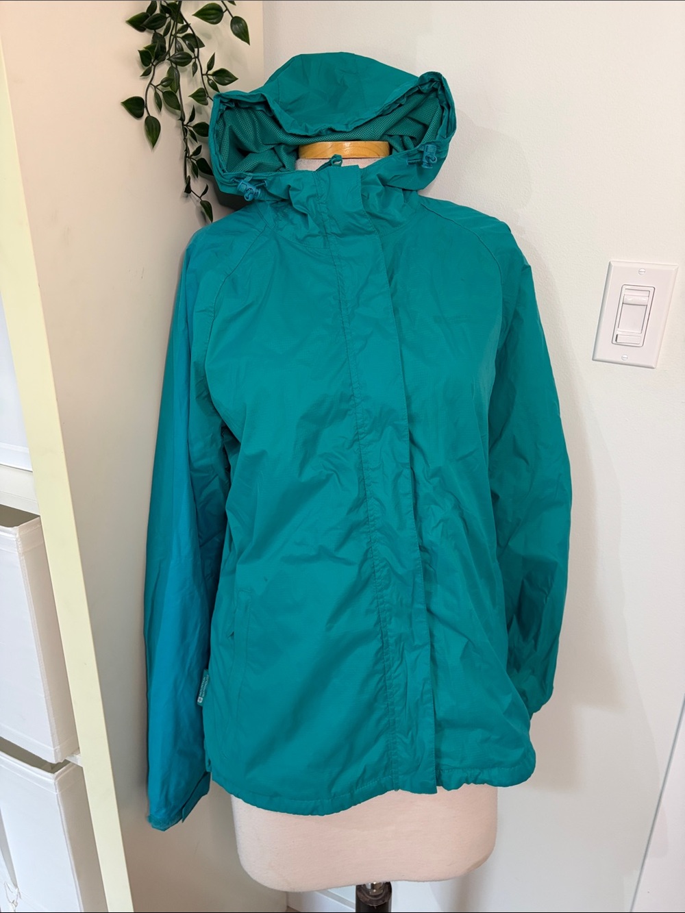 Mountain warehouse raincoat 12